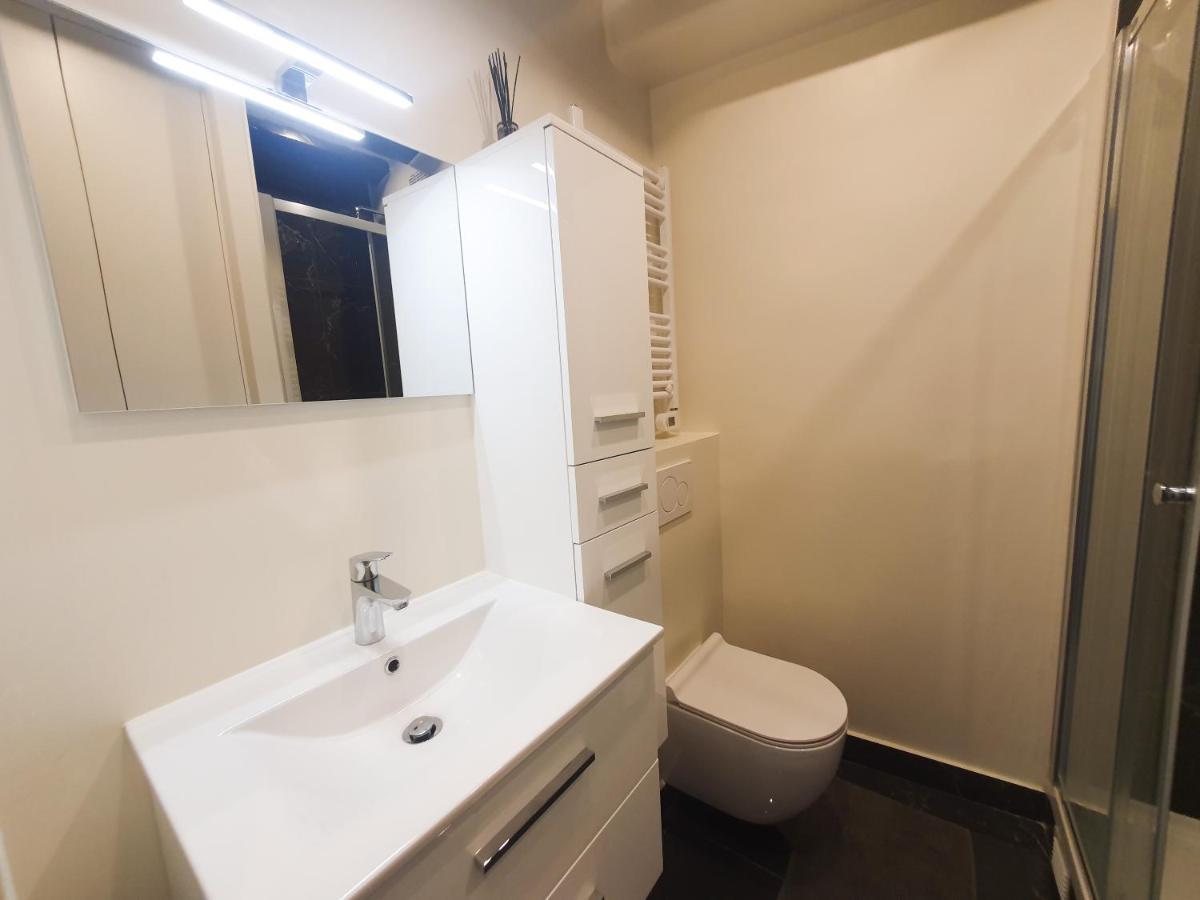 Exigehome-Grand Studio En Centre Ville - 300 M Du Rer A Saint-Germain-en-Laye Exterior foto